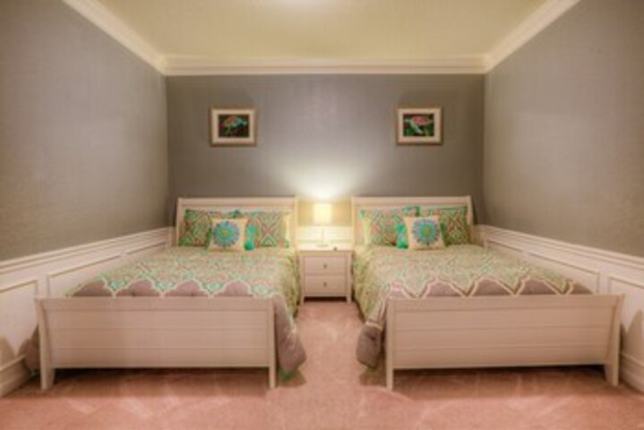 Hotel 55 of 60