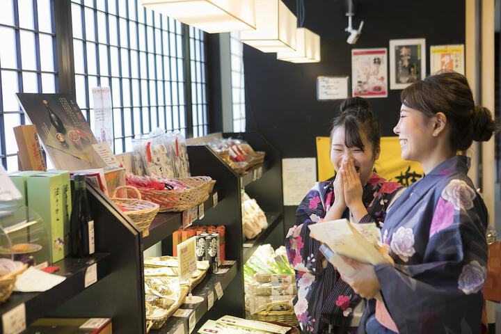 Gift shop