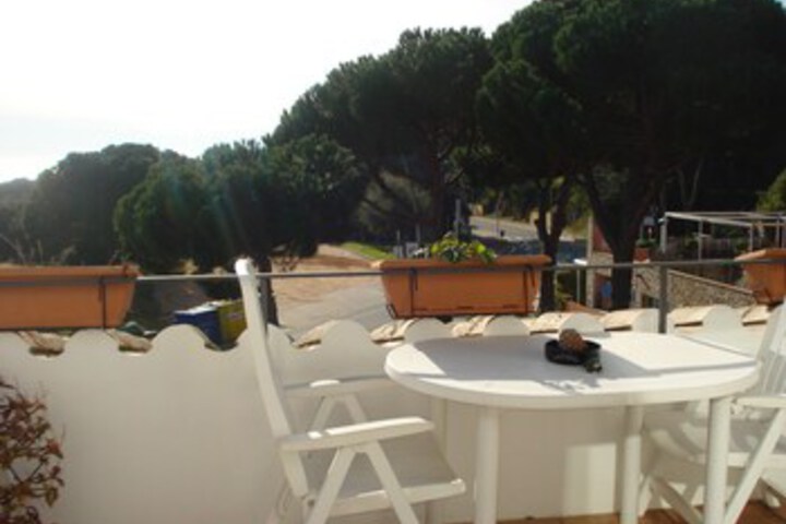 Terrace/Patio 2 of 9