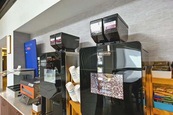 Breakfast/Coffee Service 81 of 108