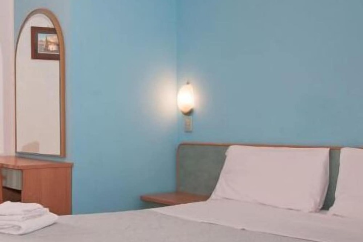 Room 10 of 63