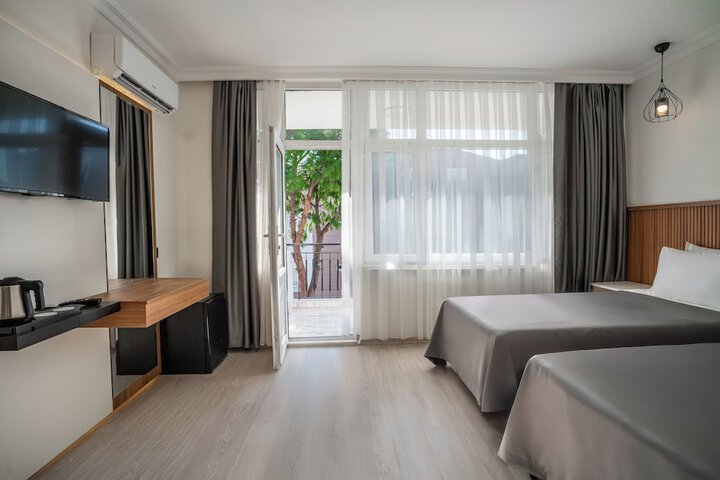 Room 14 of 31
