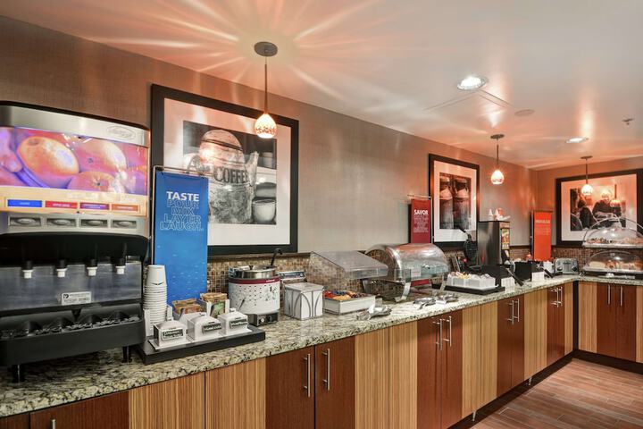 Breakfast area