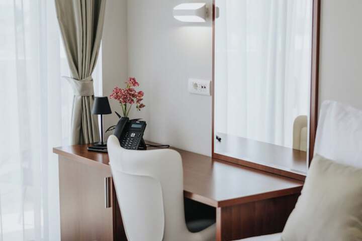 Room 17 of 56