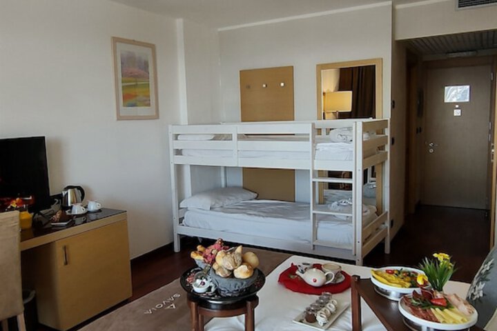 Room 17 of 72