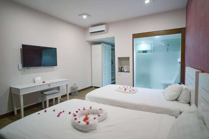 Room 12 of 56