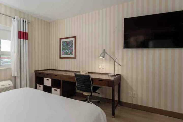 Room 31 of 119