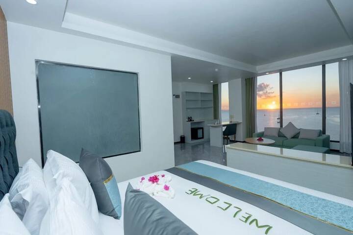 Room 5 of 91