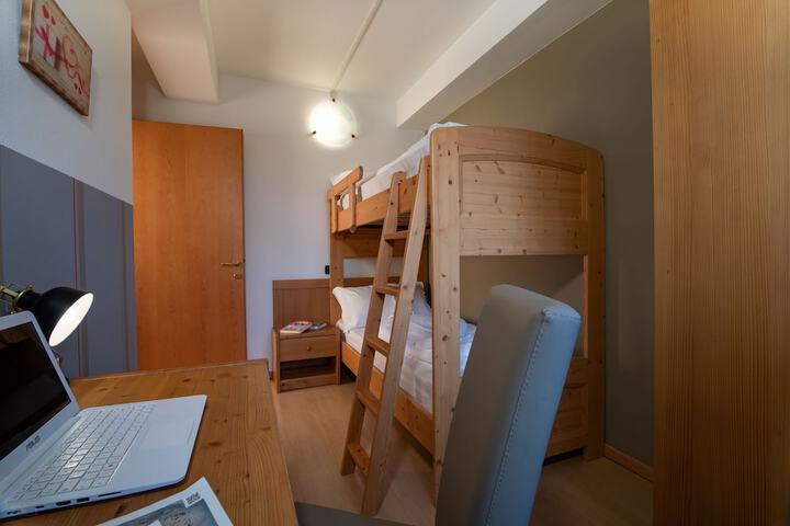 Room 41 of 78