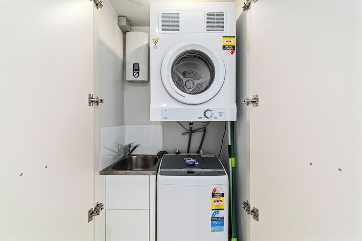 Laundry 15 of 20