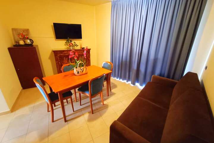 Room 22 of 113