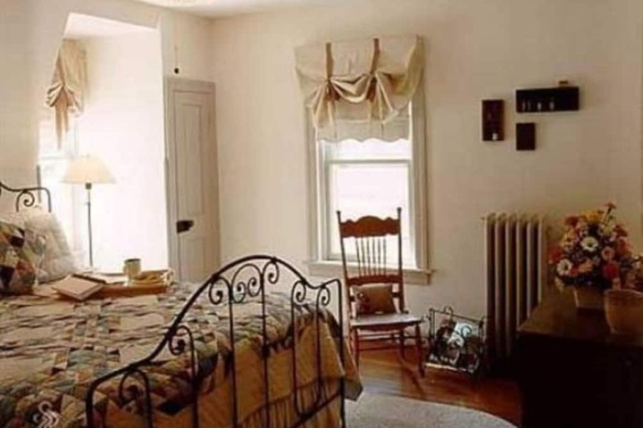 Room 11 of 47