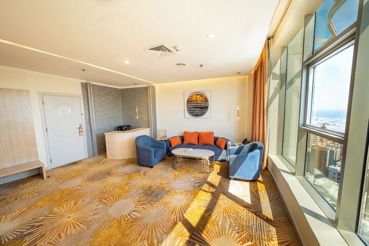 Room 32 of 54