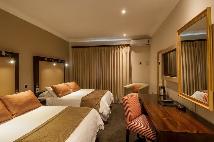 Room 12 of 26