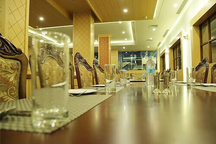 Dining 46 of 87