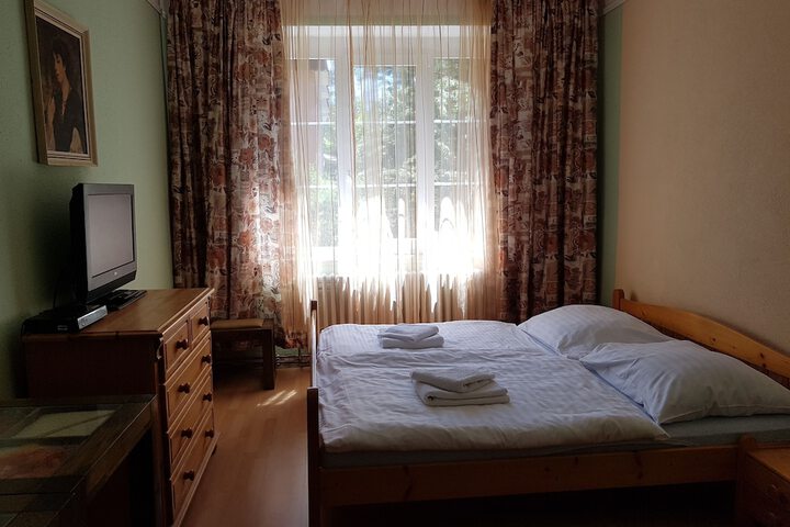 Room 13 of 45