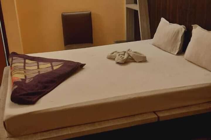 Room 23 of 30