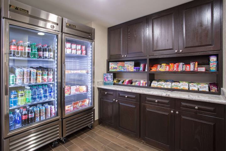 Snack bar