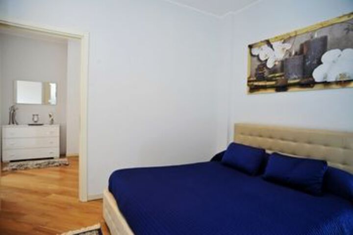 Room 28 of 59