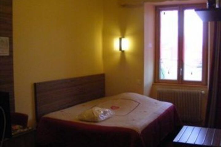 Room 18 of 22