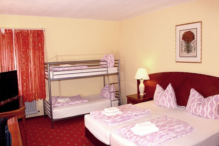 Room 20 of 42