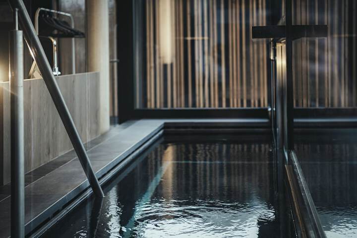 Pool 64 of 154