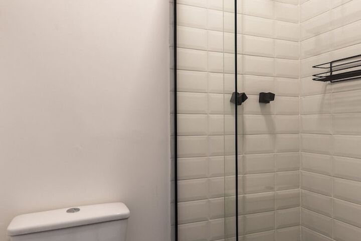 Room 43 of 64