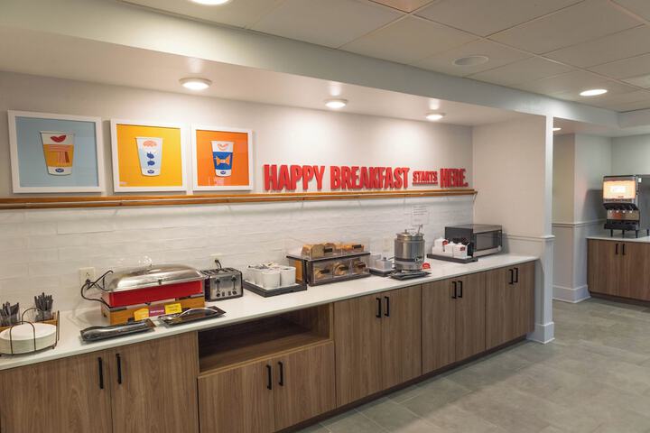 Breakfast area