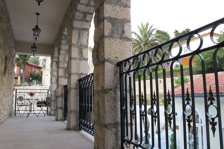 Terrace/Patio 70 of 96