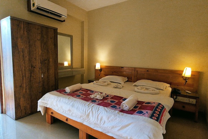 Room 64 of 169