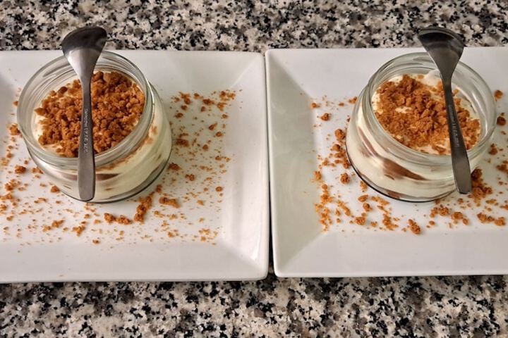 Dining 36 of 44