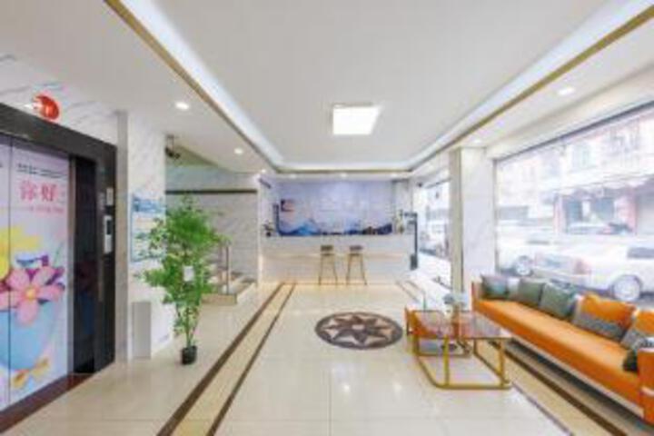 Guanhua Business Hotel
