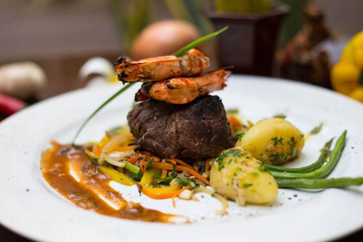Dining Photos