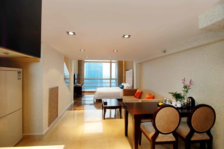 Room 7 of 72