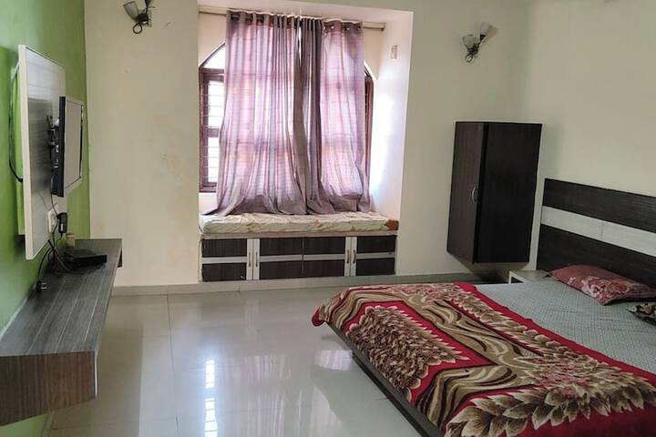 Room 46 of 124