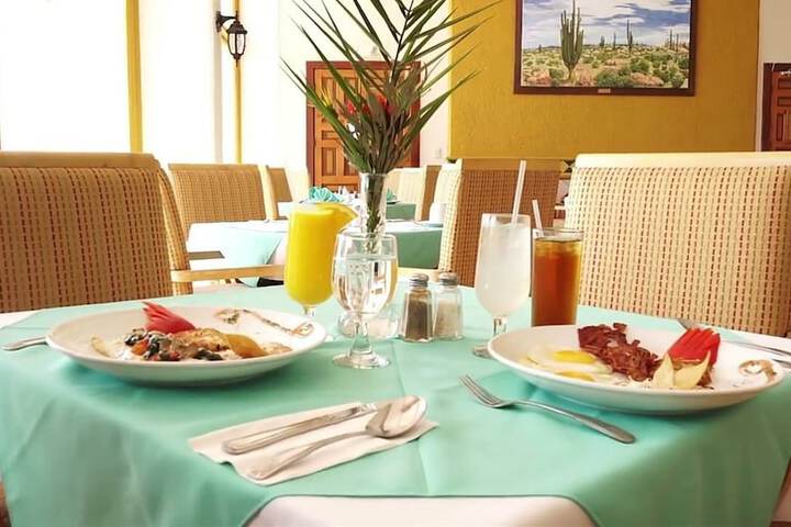 Breakfast area