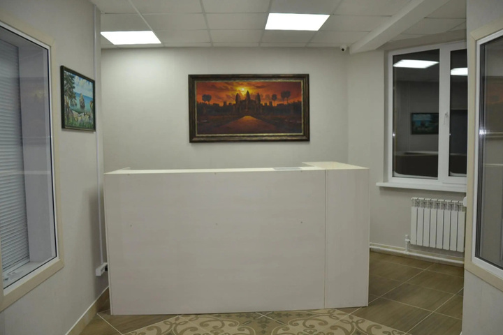 Room 8 of 14
