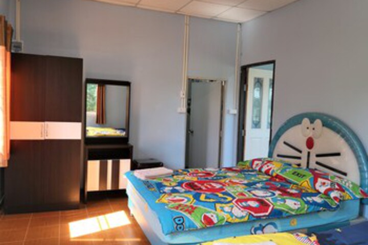 Room 20 of 28