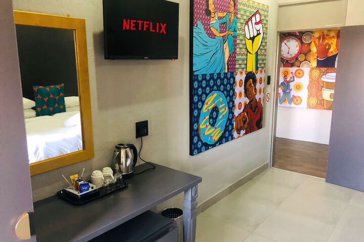 Room 90 of 241