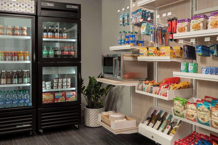 Snack bar