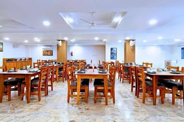 Dining 54 of 74