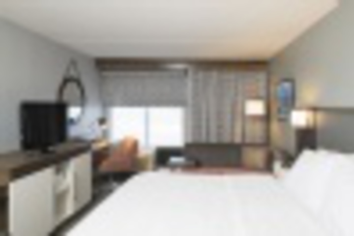 Room 16 of 36
