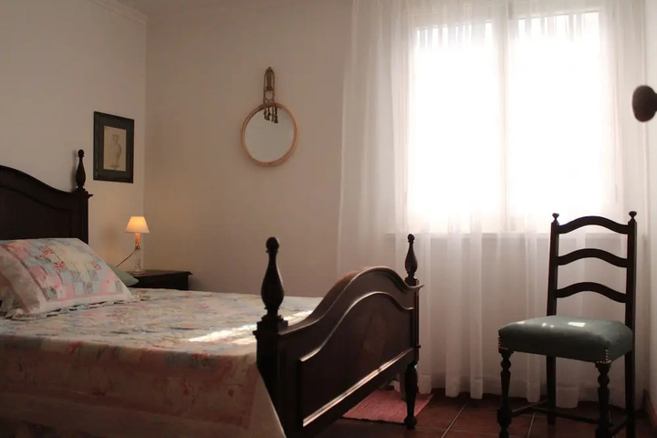 Room 2 of 13