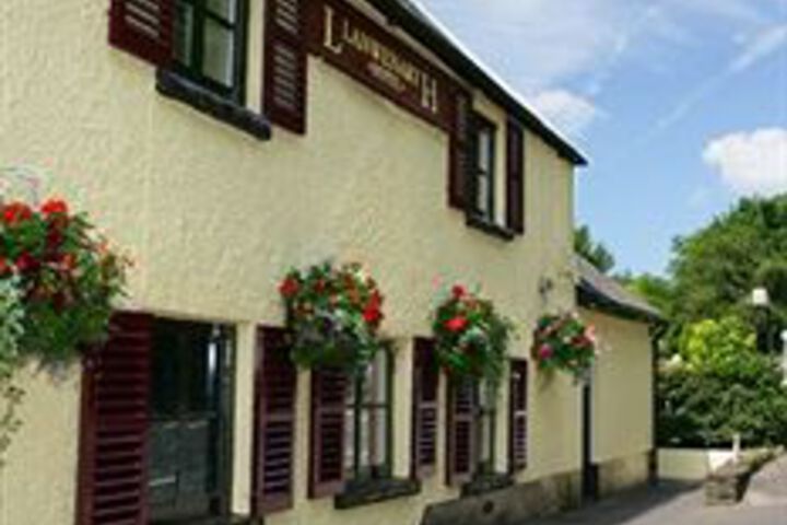 Llanwenarth Hotel