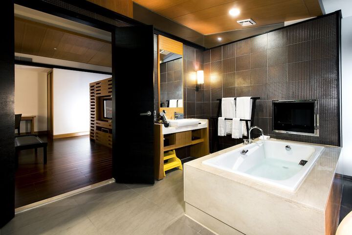 Bath Interior