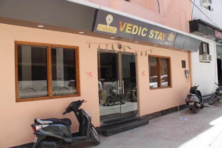 vedic stay