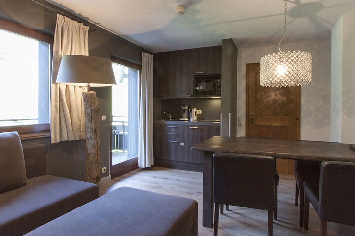 Room 15 of 73