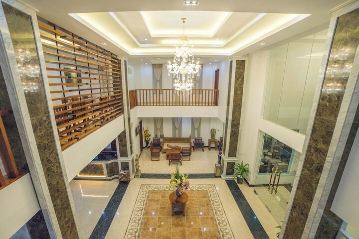 Hotel Interior 5 of 82