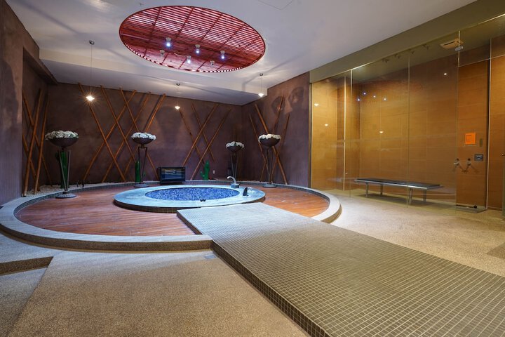 Room 20 of 29