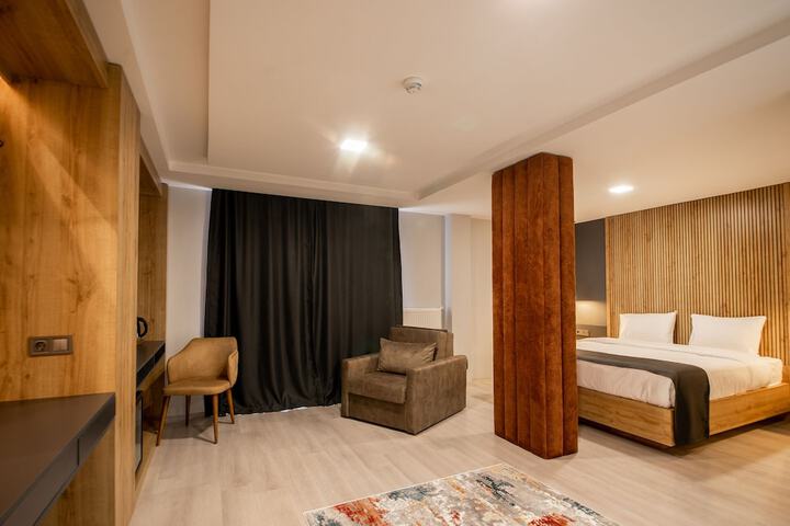 Room 13 of 54